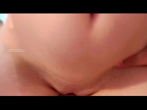 ❤️ Spanje v sestrini sobi in tako sem se zbudila ❤❌ Porno pri nas ☑