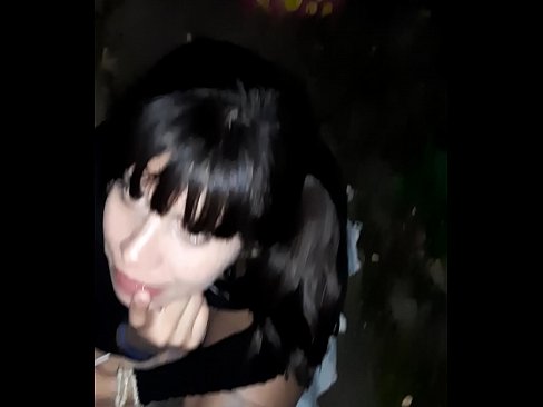 ❤️ Na ulici nabrekli penis v zameno za sladkarije ❤❌ Porno pri nas ☑